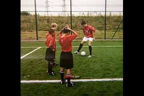 bro shocked the kid 🥶 #cristiano #ronaldo #youngronaldo #football #shorts #edit #manutd #cr7