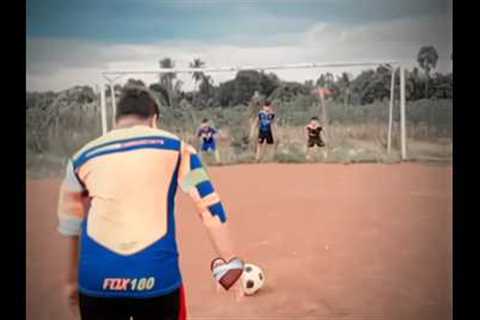 A striker vs 4 goalkeeper ☠️☠️ #shorts #futbol #football