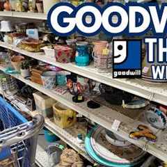 WAIT, There's MORE! | GOODWILL Thrift With Me | Reselling