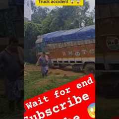 How to survive the scariest truck accidents 😱 #viral #trending #shortvideo #ytshortsvideo