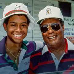 15-Year-Old Tiger Woods at the 1991 U.S. Junior Amateur Championship