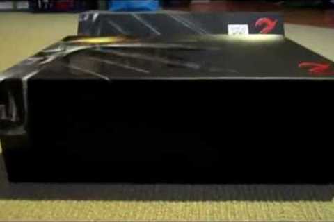 The Witcher 2 Collectors Edition Unboxing!