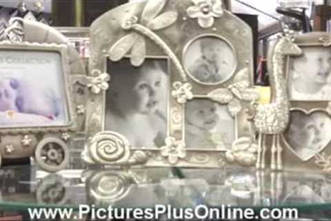Black photo frame.oval frame,wood and metal photo frames