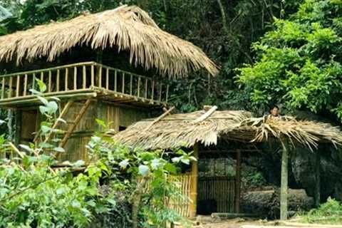 Build an underground LifeInTheForest cave to survive in the rainforest, catch and cook.