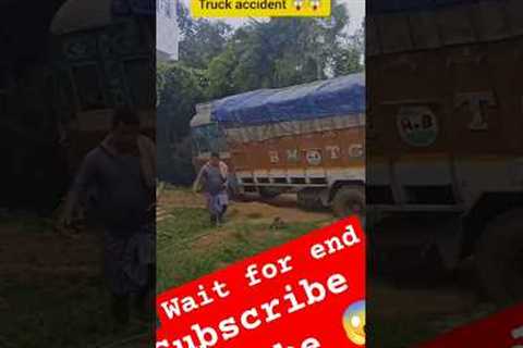 How to survive the scariest truck accidents 😱 #viral #trending #shortvideo #ytshortsvideo