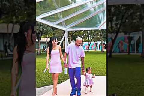 Neymar Jr With His Cute Baby😱 and Girlfriend🔥#shorts #football #neymar #neymarfans