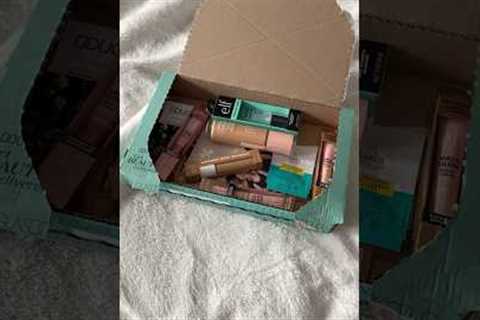 Elf cosmetics haul🍒🐚 #short #haul #asmr #unboxing #aesthetic #douglas #elfcosmetics #makeup #trend