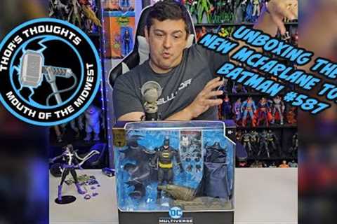 Unboxing The NEW McFarlane Toys DC Multiverse Batman #587