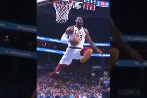 LEBRON JAMES STOPS DUNK MID AIR!! #shorts