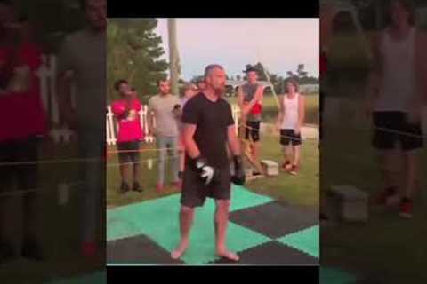 WHY DID HE JUST STAND THERE 😭😳 #mma#boxing#ufc#fyp#shortsfeed#viralshorts#viralvideo#trending