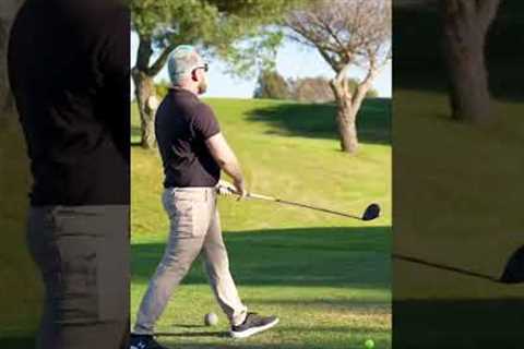 First time hitting a golf ball ⛳️ #comedy #djhuntsofficial #comedyshorts #funny #golfing #firsttime