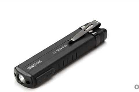 Pocket Preps: Flat Flashlights