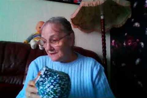 #321, Vlogmas Day#3, Sheila's Knitting Tips and Other Stuff