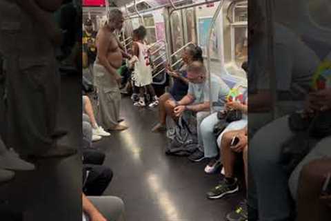 New York ain't normal 😳