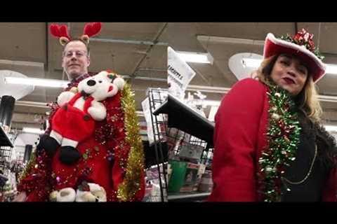 Holiday DIY at Goodwill 🎄🎅🏼| Local Lens Seattle