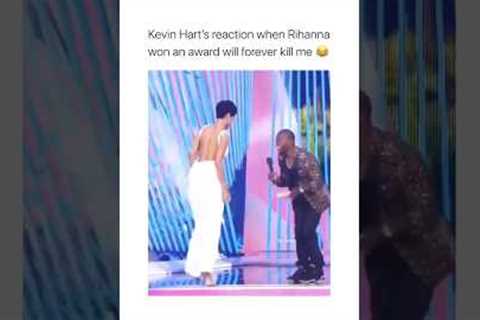 Kevin Hart's reaction when Rihanna won an award #shorts #rihanna #kevinhart