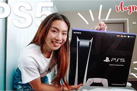 UNBOXING THE PS5 + Exploring Seattle (space needle) | vlogmas day 6