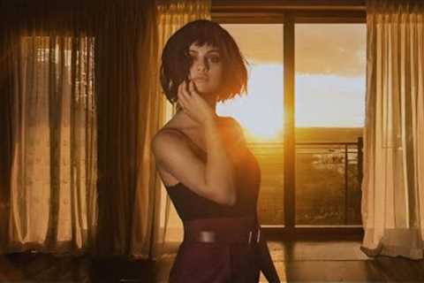 Selena Gomez - Crazy (Not The Good Kind)