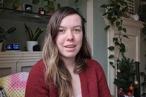 Episode 318 - Advent Knitting & Christmas Sweater Plans for 2025