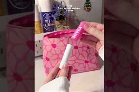 Skincare Bag #skincare #makeup #makeupbag #beauty #selfcare #unboxing #aesthetic #asmr