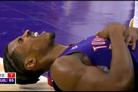 LeBron James ALMOST KILLS Ochai Agbaji 😱