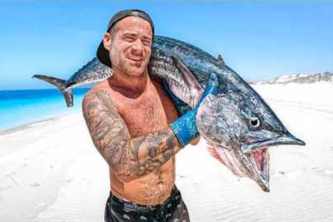 Catching Giant Fish To Feed My New Family In Remote Australia