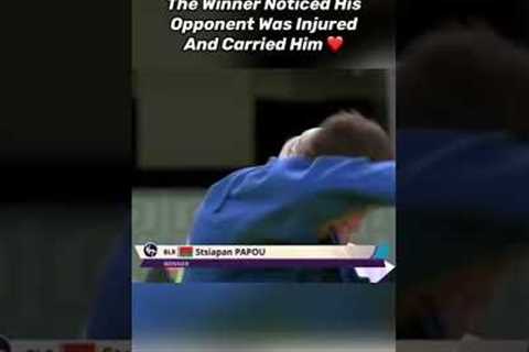 BEAUTIFUL MOMENTS OF RESPECT IN SPORTS CAUGHT ON CAMERA! #shorts