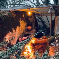 Winter Camping Adventure Building a Rock Shelter,Baking Bread on Stone,and Bushcraft Survival Skills