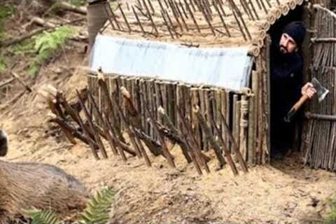 Building a warm shelter in the wild - Survival Skill