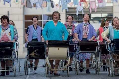 Mark Kermode reviews Mrs. Brown's Boys D'Movie