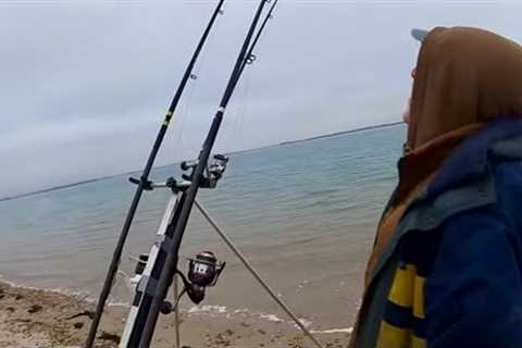 Beach Fishing in Winter: How will it End?