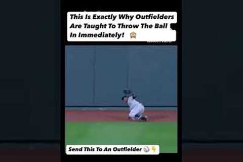 Throw the ball in immediately! ⚾️🔥 #justbaseball #baseball #mlb #mlbhomeruns #shorts #outfielder