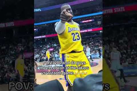 Imagine dapping up LeBron😭