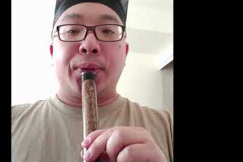 How to Play the Xiao Flute - Eps 1 - Making a Sound, Blowing it!