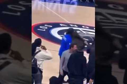 TRAVIS SCOTT almost FIGHTS nba SECURITY GUARD 😳😱🤯#viral #trending #rap #yslwoody #lildurk