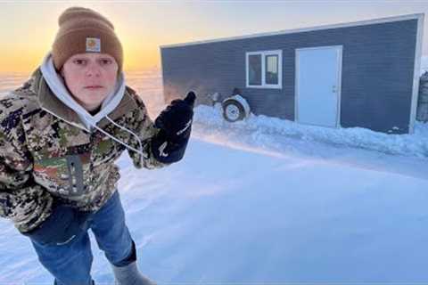 2 Days Ice Camping, Fishing &amp; Cooking In Ice Shack!