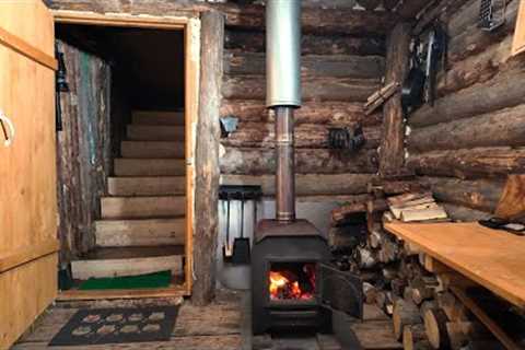 Journey to the Winter Wonderland: 4 Days in my Secluded Underground House in the Woods