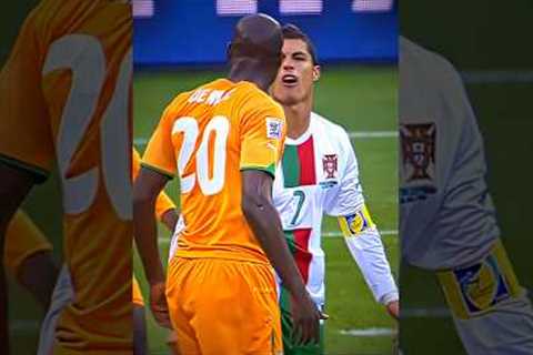 Drogba's reaction to Cristiano's rocket shot ☠️ 🚀 #shorts #ronaldo #football #shots #cristiano #fyp