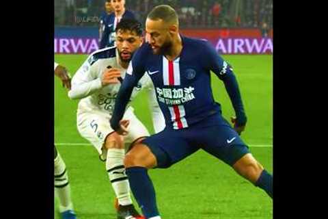 When Neymar Teaches Football 🤩