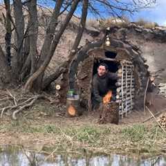 Building a Cozy Shelter with Clay and Grass. Survival Skills