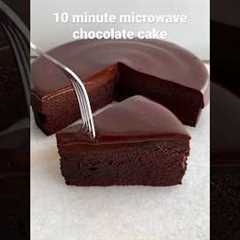 Amazing 10 minute microwave chocolate cake! #easyrecipe #chocolatecake