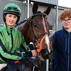 £800 wonder horse HEWICK set for Grand National after Thurles success | Racing TV