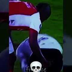 Football Moments💀 #football #footballskillschallenge #soccer #respect #skills #funny..