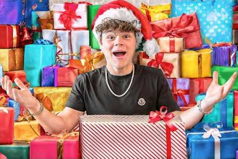 WORLDS CRAZIEST CHRISTMAS GIFTS OPENING! ($500,000)
