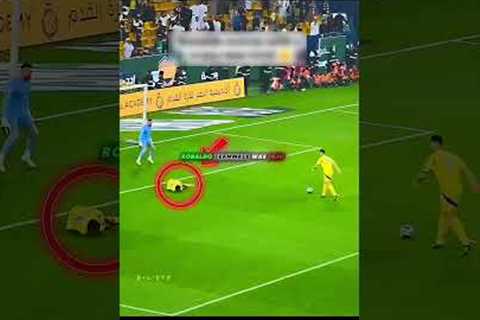 Ronaldo New Skill Unlocked + Fan Reaction 😨 | #ronaldo #ronaldoskills #shorts