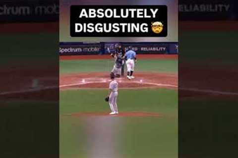 This pitch.. ⚾️🔥 #baseballszn #baseball #justbaseball #mlb #pitching #pitcher #shorts