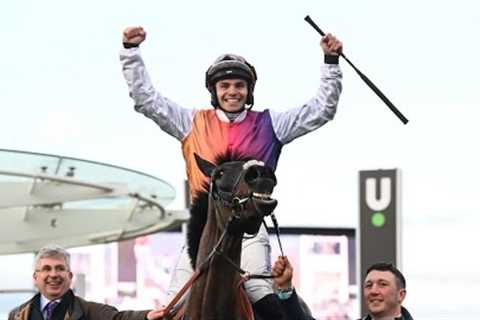 HAITI COULEURS delivers in National Hunt Chase for Curtis &amp; Jones