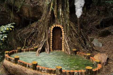 Build a Warm and Comfortable Bushcraft Shelter inside an Ancient Tree. Rainforest Survival Skills