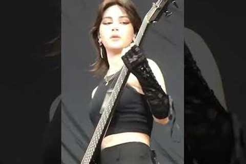 5 String bass Guitar