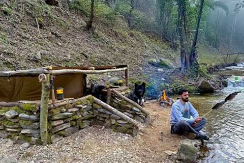 3 DAYS solo survival; Catch and Cook, Primitive Fishing. Bushcraft Shelter Camping